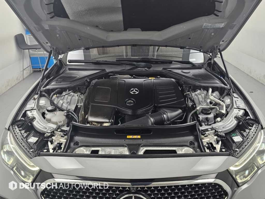 벤츠 E 클래스 E-클래스 W214 E300 4MATIC AMG Line 프리미어 스페셜 이미지 6