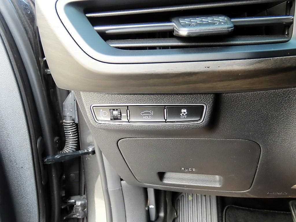기아 K8 2.5 2WD 노블레스 이미지 13
