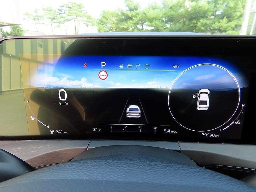 기아 K8 2.5 2WD 노블레스 이미지 9