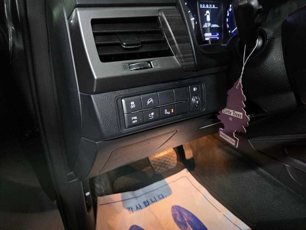 KG모빌리티(쌍용) 렉스턴 G4렉스턴 디젤 2.2 2WD 럭셔리 이미지 10