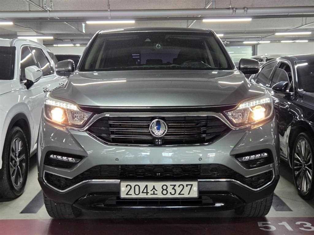 KG모빌리티(쌍용) 렉스턴 G4렉스턴 디젤 2.2 2WD 럭셔리 이미지 2