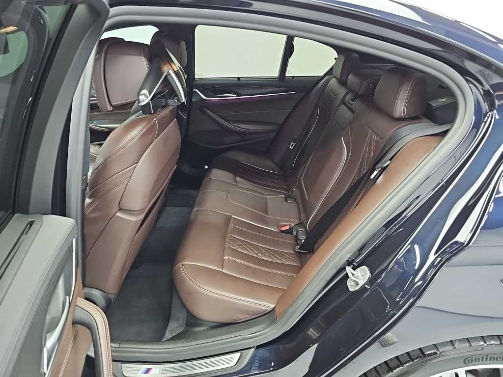 BMW 5시리즈 5시리즈 (G30) 530i xDrive M 스포츠 플러스 이미지 12