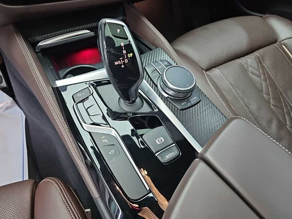 BMW 5시리즈 5시리즈 (G30) 530i xDrive M 스포츠 플러스 이미지 8
