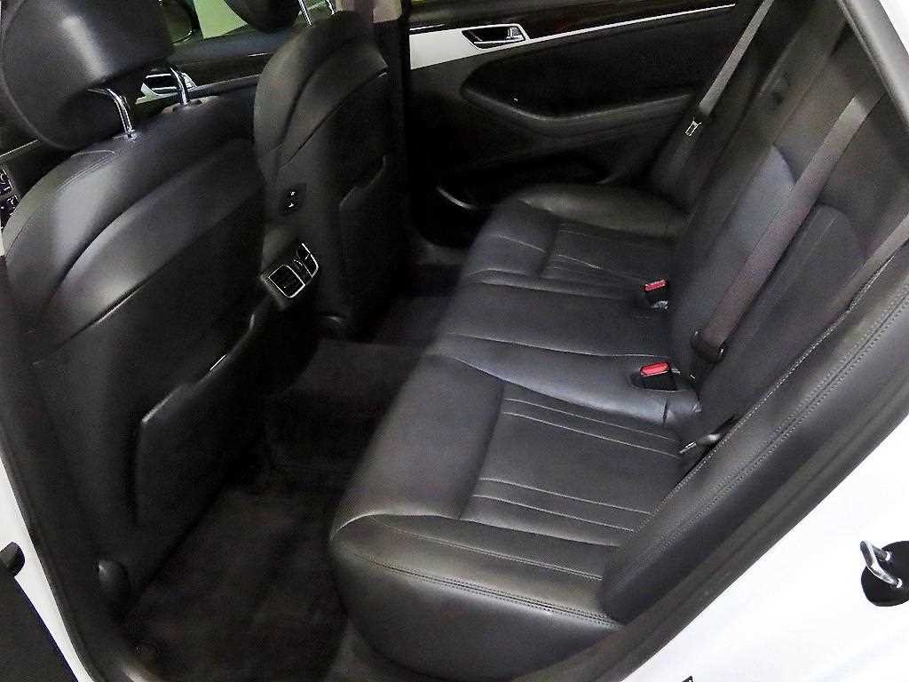 제네시스 G80 3.3 GDI AWD 럭셔리 이미지 7
