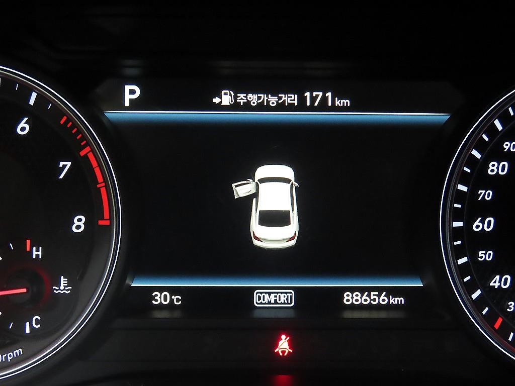 제네시스 G70 2.0T 어드밴스드 이미지 9