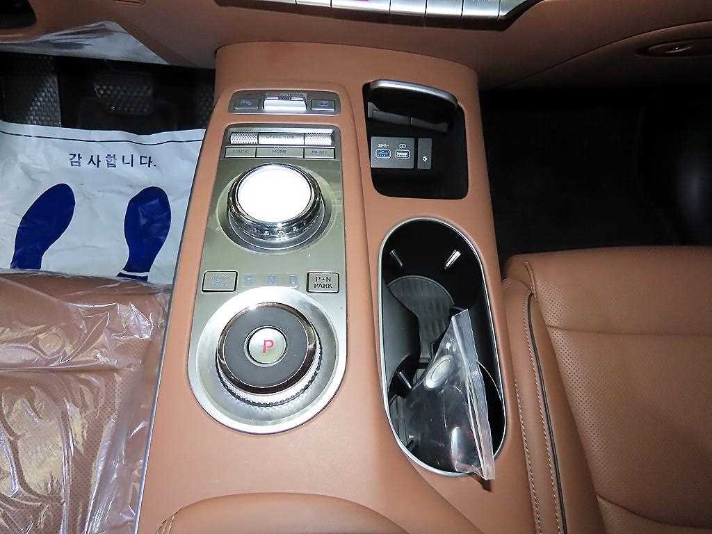 제네시스 GV70 2.5T 가솔린 AWD 기본형 이미지 12