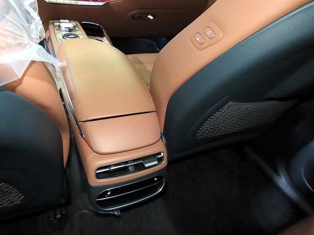 제네시스 GV70 2.5T 가솔린 AWD 기본형 이미지 15