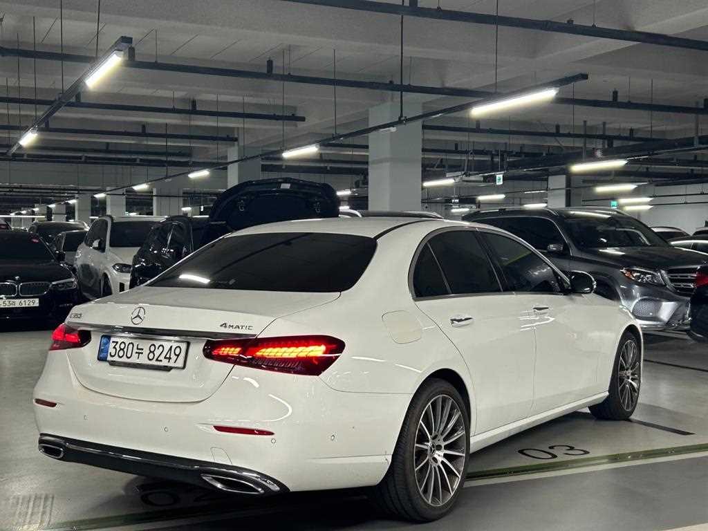 벤츠 E 클래스 E-클래스 W213 E350 4MATIC 아방가르드 이미지 4