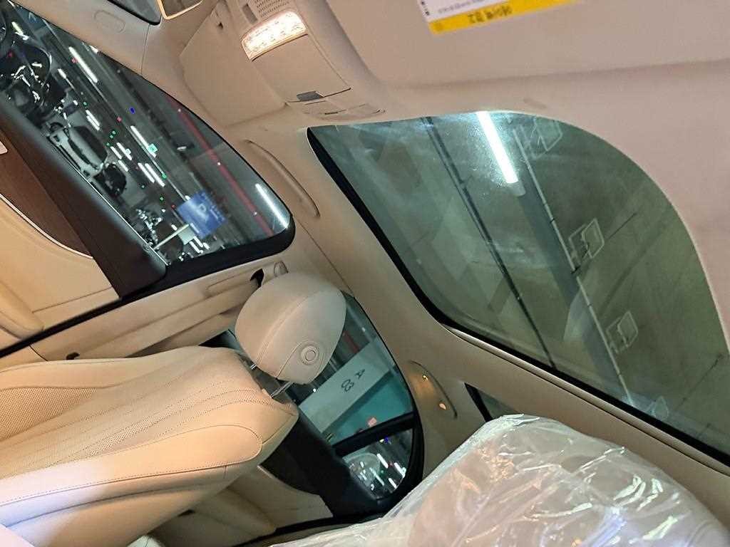 벤츠 E 클래스 E-클래스 W213 E300 4MATIC 익스클루시브 이미지 16