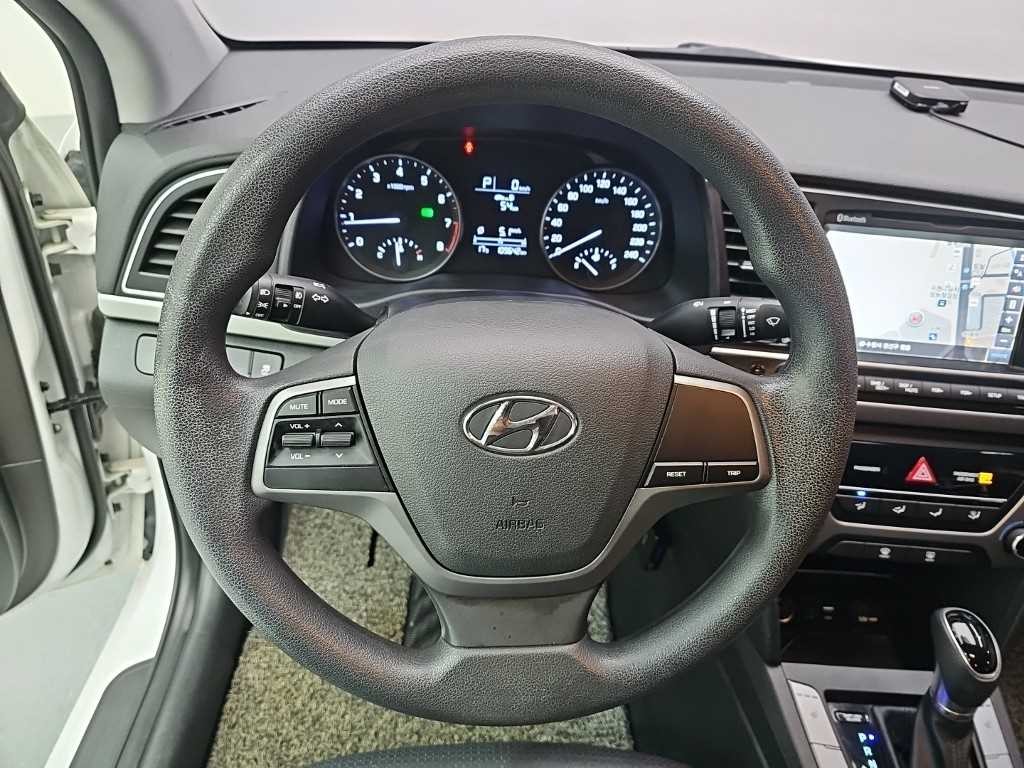 현대 아반떼 아반떼 AD 1.6 GDI 스타일 이미지 9