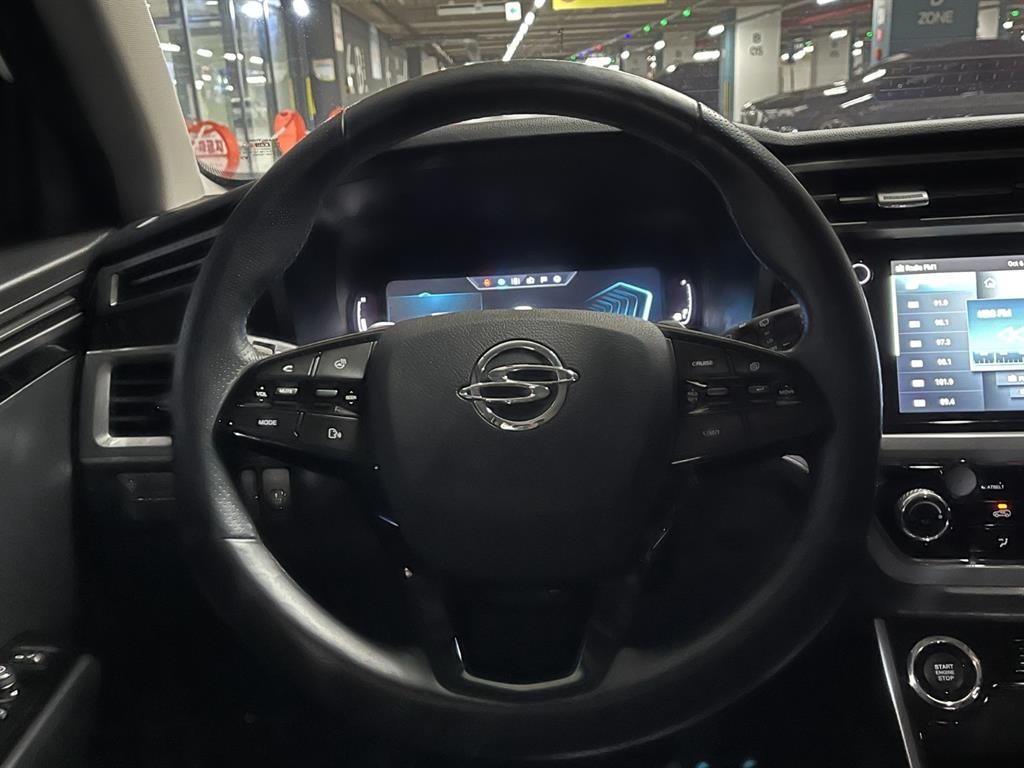 KG모빌리티(쌍용) 코란도 뷰티풀코란도 2WD 디젤 1.6 C7 이미지 11