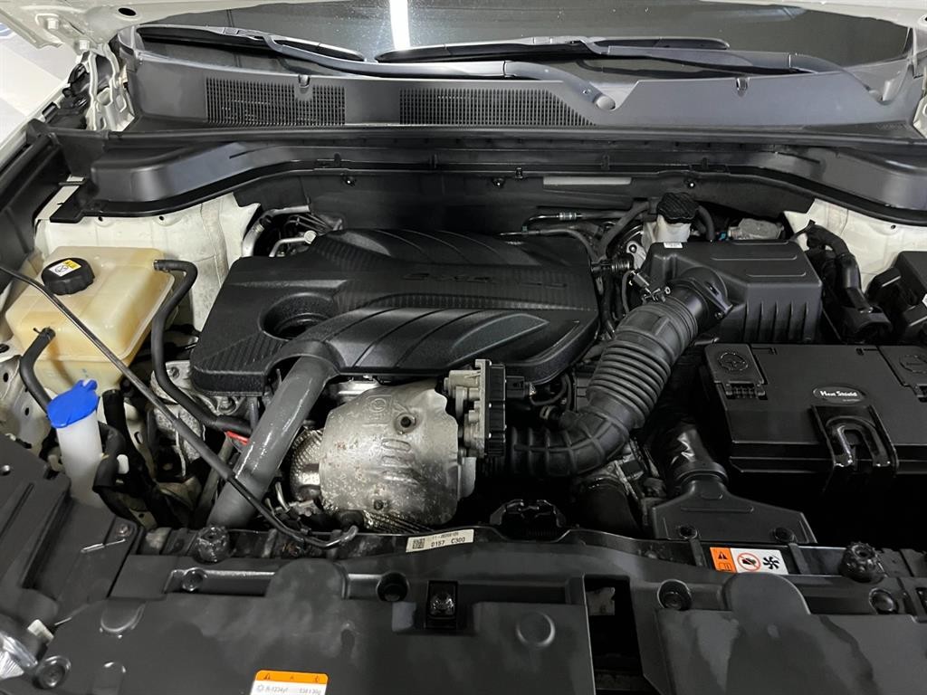 KG모빌리티(쌍용) 코란도 뷰티풀코란도 2WD 디젤 1.6 C7 이미지 18