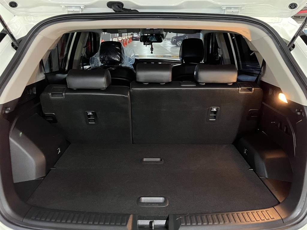 KG모빌리티(쌍용) 코란도 뷰티풀코란도 2WD 디젤 1.6 C7 이미지 6