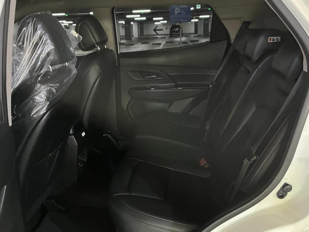 KG모빌리티(쌍용) 코란도 뷰티풀코란도 2WD 디젤 1.6 C7 이미지 7