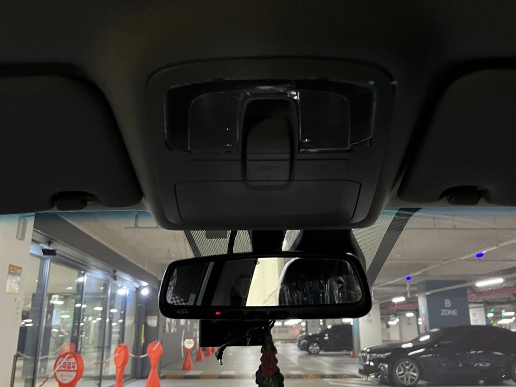 KG모빌리티(쌍용) 코란도 뷰티풀코란도 2WD 디젤 1.6 C7 이미지 8