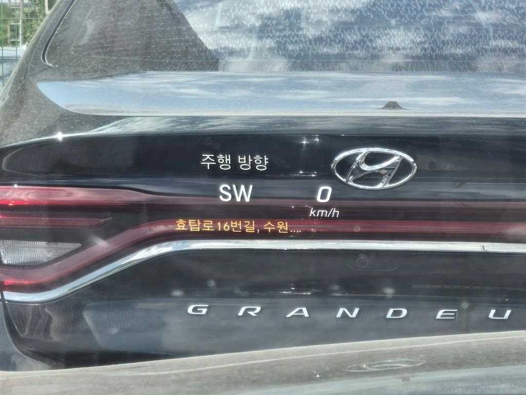 벤츠 S 클래스 S클래스-W222 마이바흐 S 500 4MATIC 이미지 14