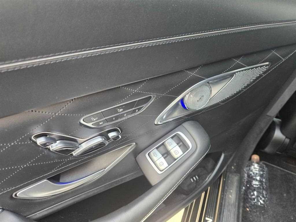 벤츠 S 클래스 S클래스-W222 마이바흐 S 500 4MATIC 이미지 16