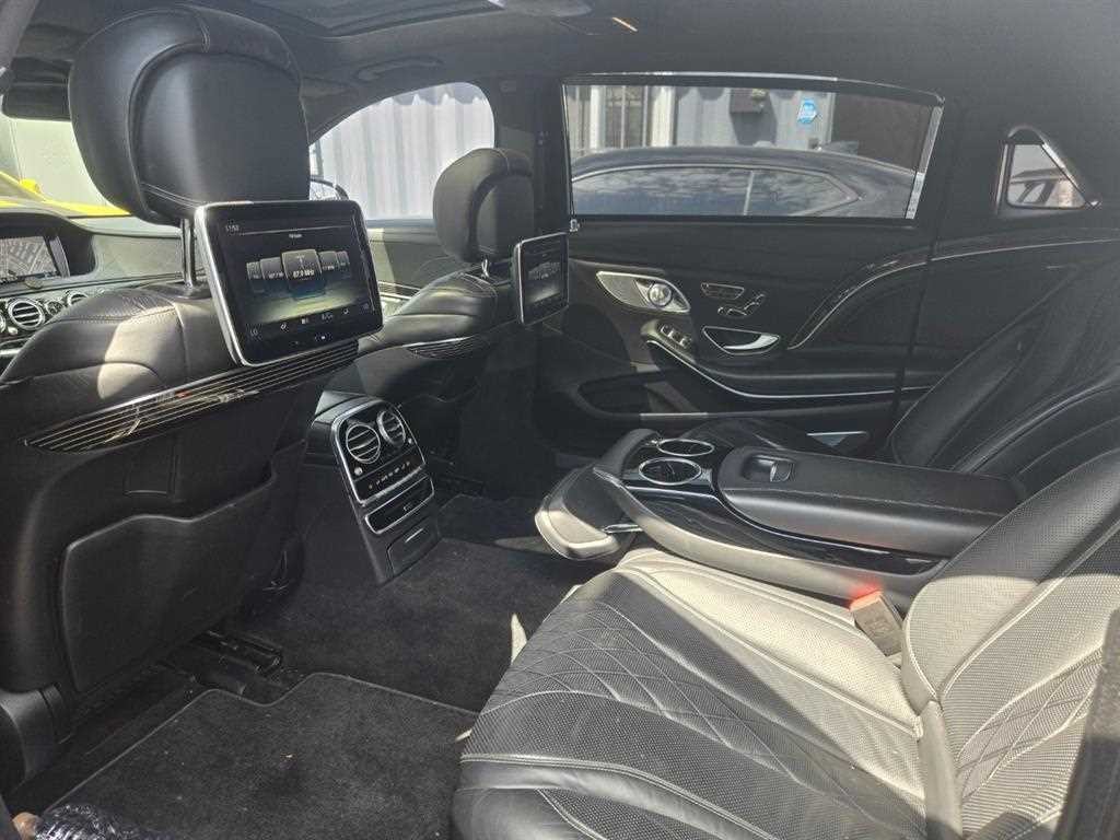 벤츠 S 클래스 S클래스-W222 마이바흐 S 500 4MATIC 이미지 17