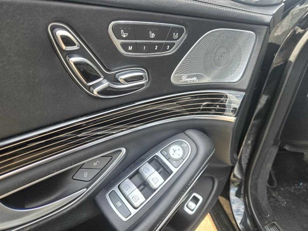 벤츠 S 클래스 S클래스-W222 마이바흐 S 500 4MATIC 이미지 5