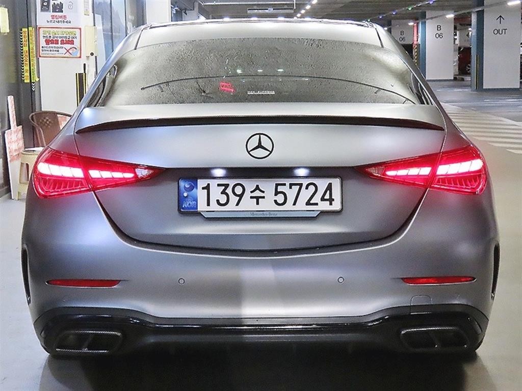 벤츠 C 클래스 C클래스 W206 C300 4MATIC 아방가르드 이미지 5