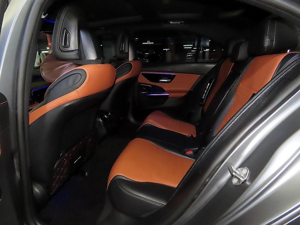 벤츠 C 클래스 C클래스 W206 C300 4MATIC 아방가르드 이미지 7
