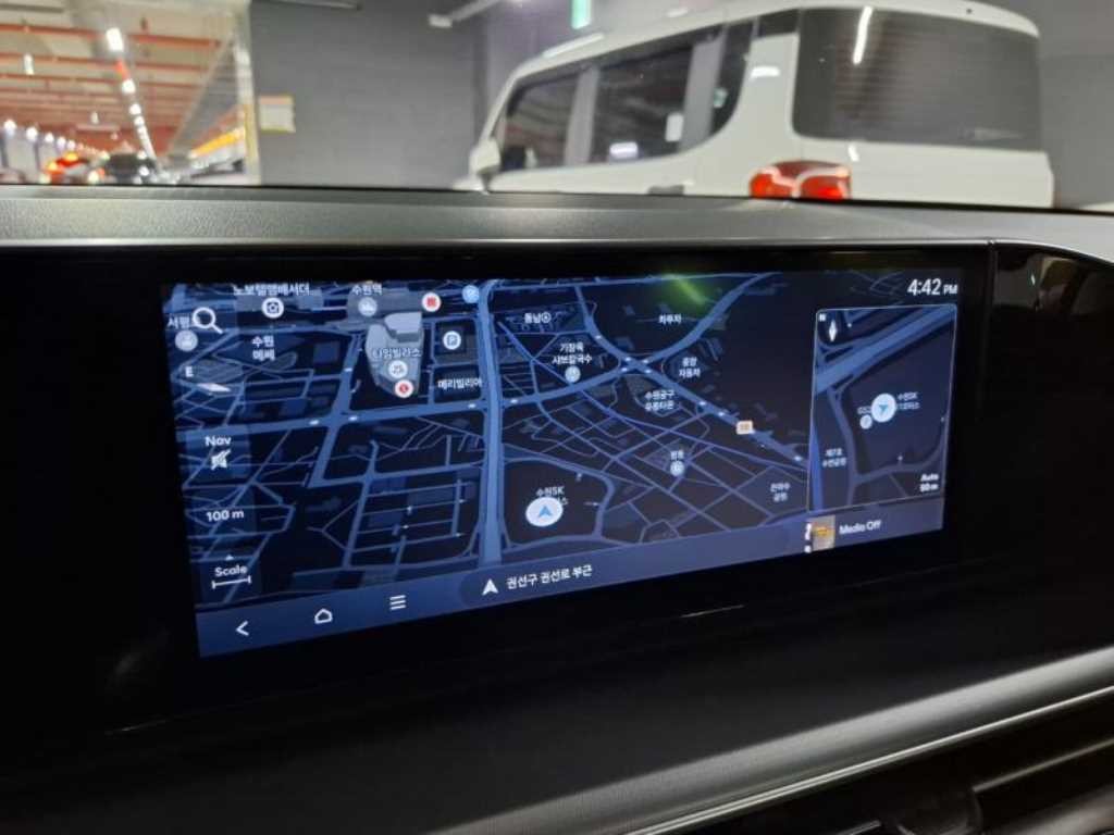 현대 그랜저 그랜저 (GN7) 가솔린 2.5 2WD 익스클루시브 이미지 9