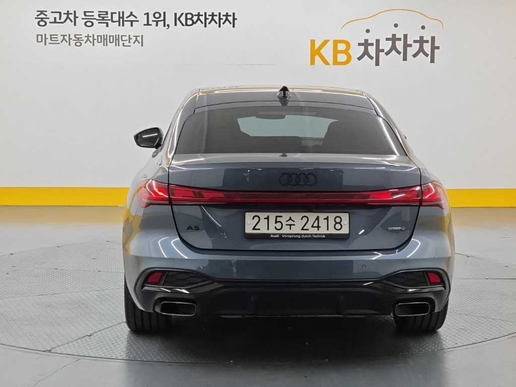 아우디 A5 A5 (F5) 40 TFSI 콰트로 스포트백 이미지 3
