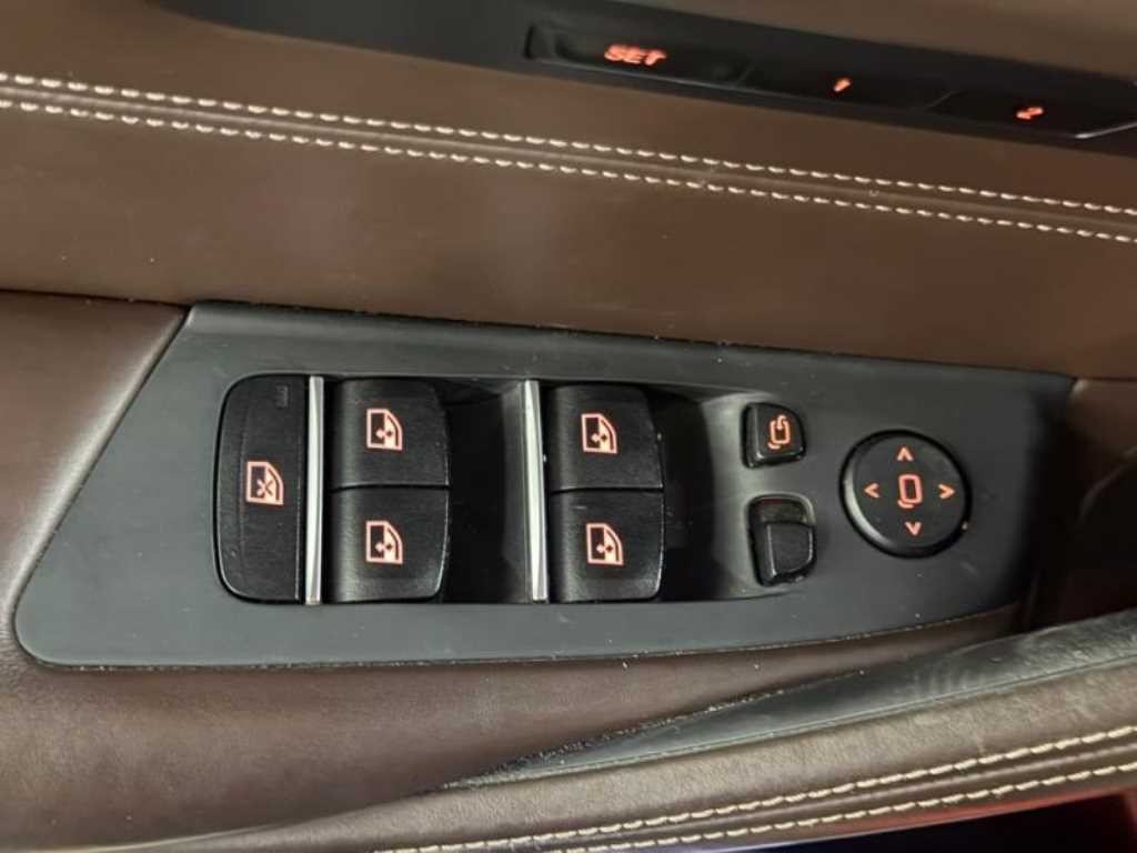 BMW 5시리즈 5시리즈 (G30) 520d xDrive 럭셔리 플러스 이미지 14