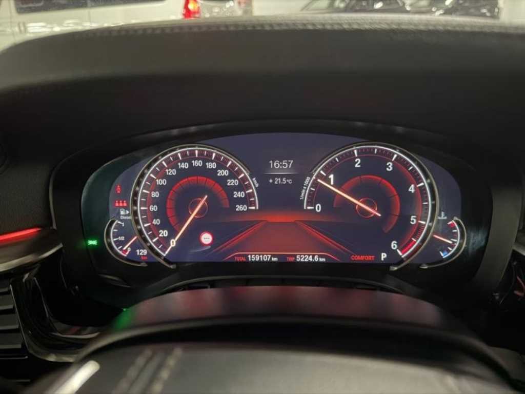 BMW 5시리즈 5시리즈 (G30) 520d xDrive 럭셔리 플러스 이미지 9