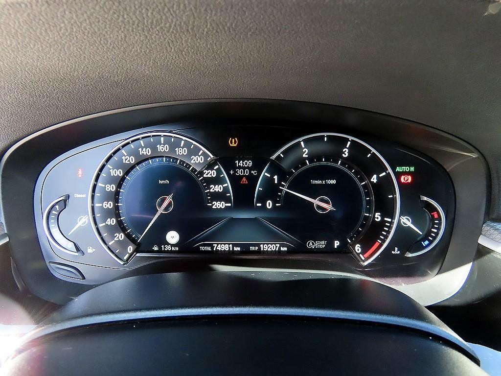 BMW 5시리즈 5시리즈 (G30) 520d M 스포츠 스페셜 에디션 이미지 9