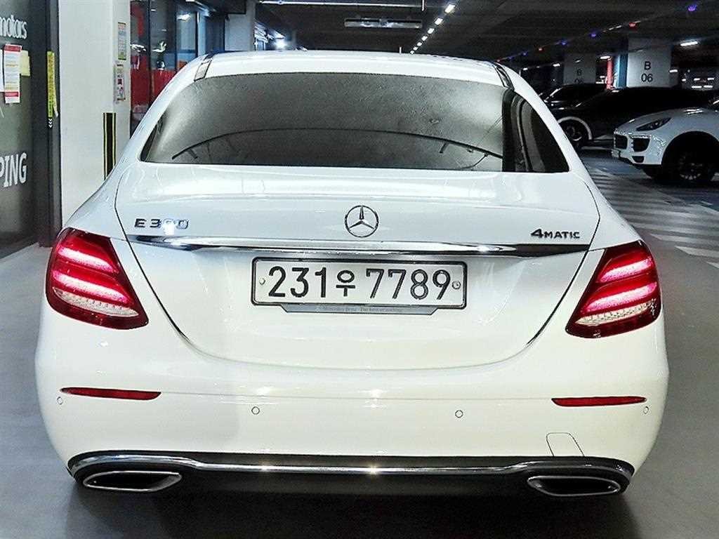 벤츠 E 클래스 E-클래스 W213 E300 아방가르드 이미지 5