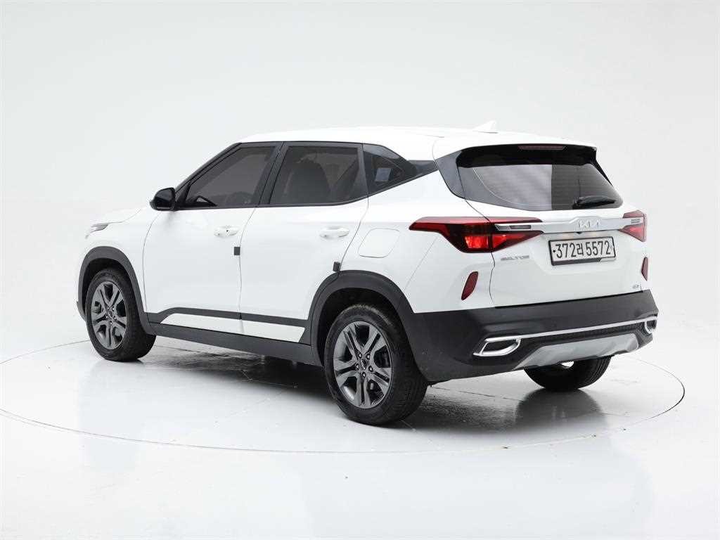 기아 셀토스 가솔린 1.6 터보 4WD 프레스티지 이미지 4