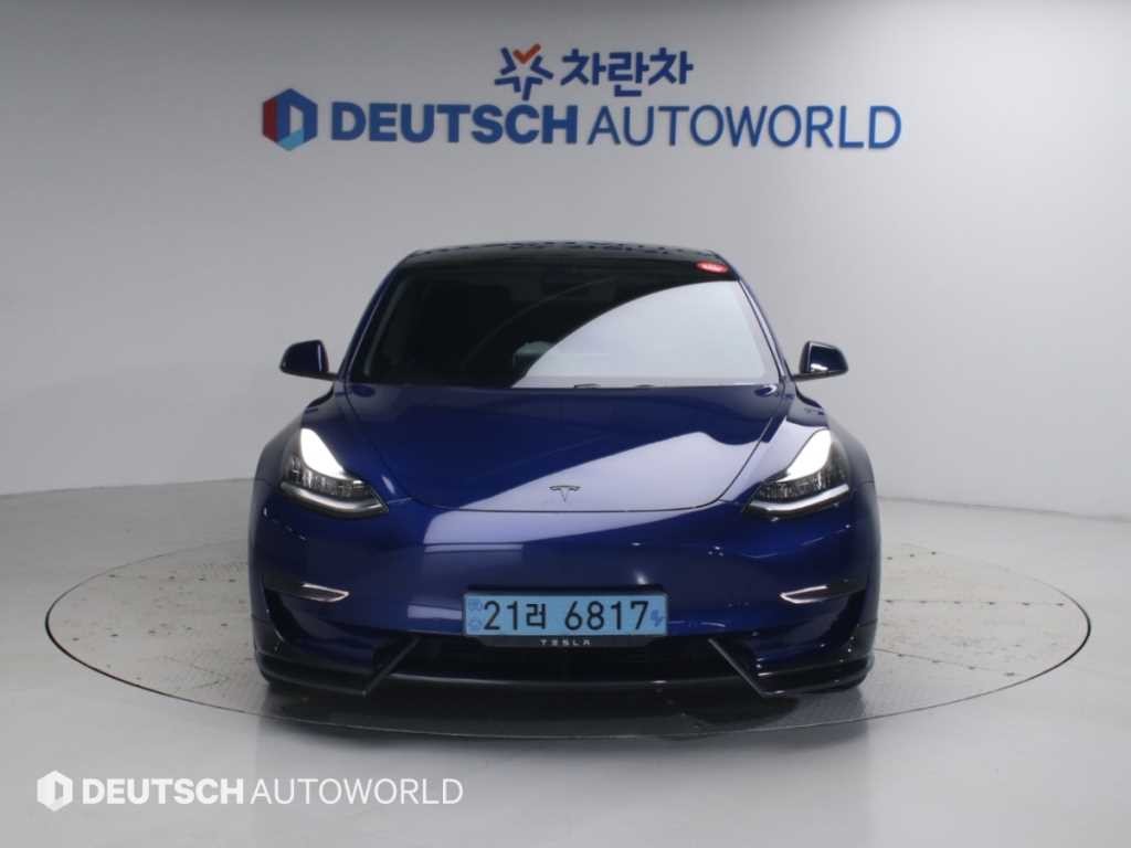 테슬라 모델 3 퍼포먼스 이미지 3