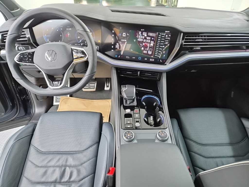폭스바겐 투아렉 투아렉 3세대 3.0 TDI 프레스티지 이미지 7