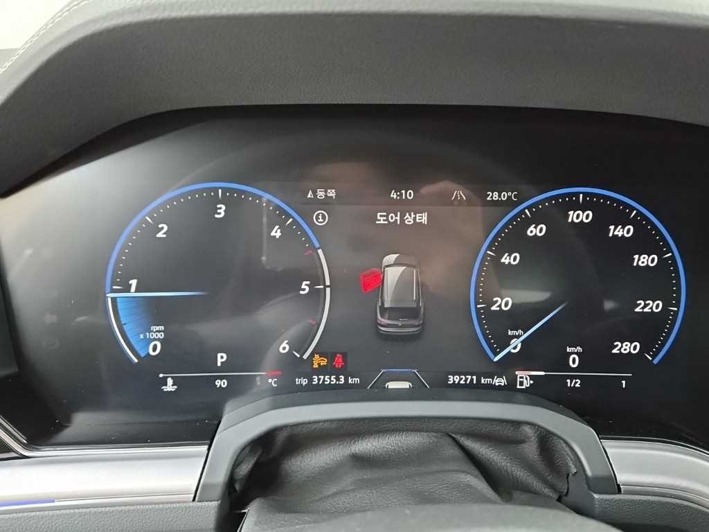 폭스바겐 투아렉 투아렉 3세대 3.0 TDI 프레스티지 이미지 8