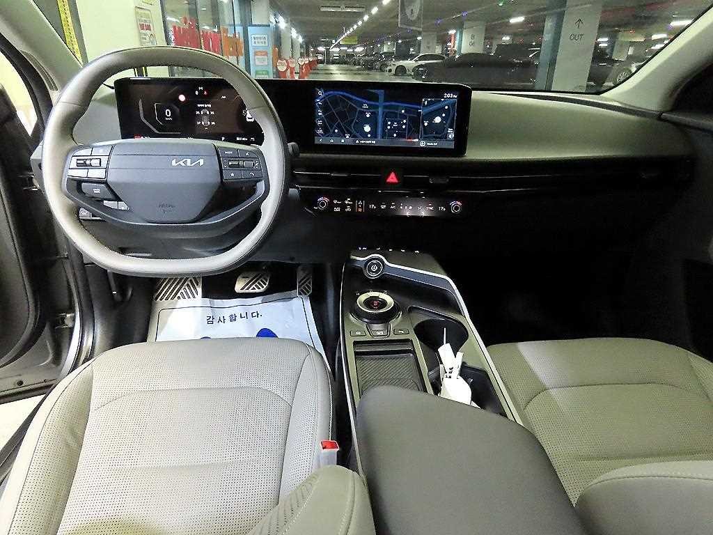 기아 EV6 더 뉴 EV6 롱레인지 2WD 에어 이미지 10