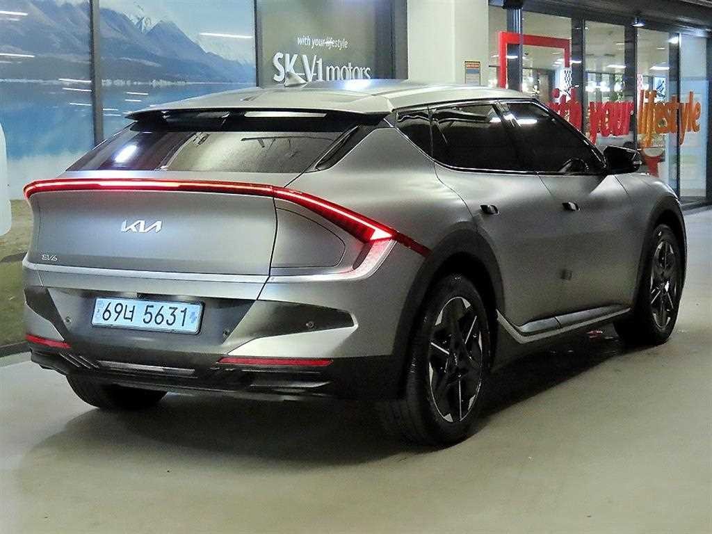 기아 EV6 더 뉴 EV6 롱레인지 2WD 에어 이미지 4
