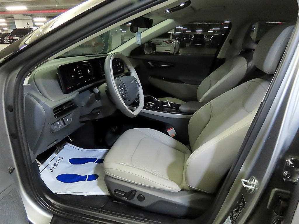 기아 EV6 더 뉴 EV6 롱레인지 2WD 에어 이미지 6