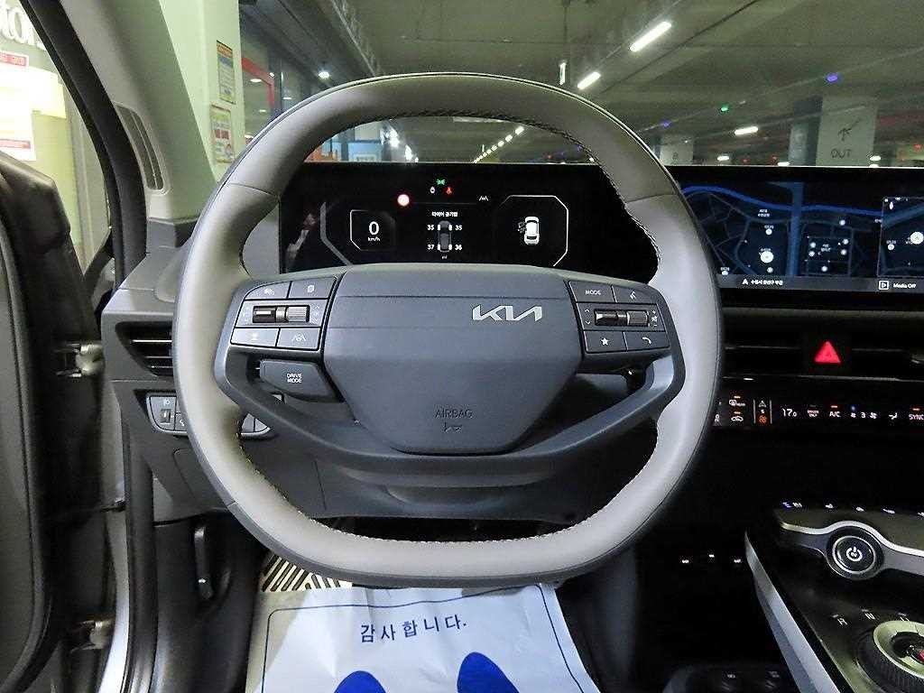기아 EV6 더 뉴 EV6 롱레인지 2WD 에어 이미지 8