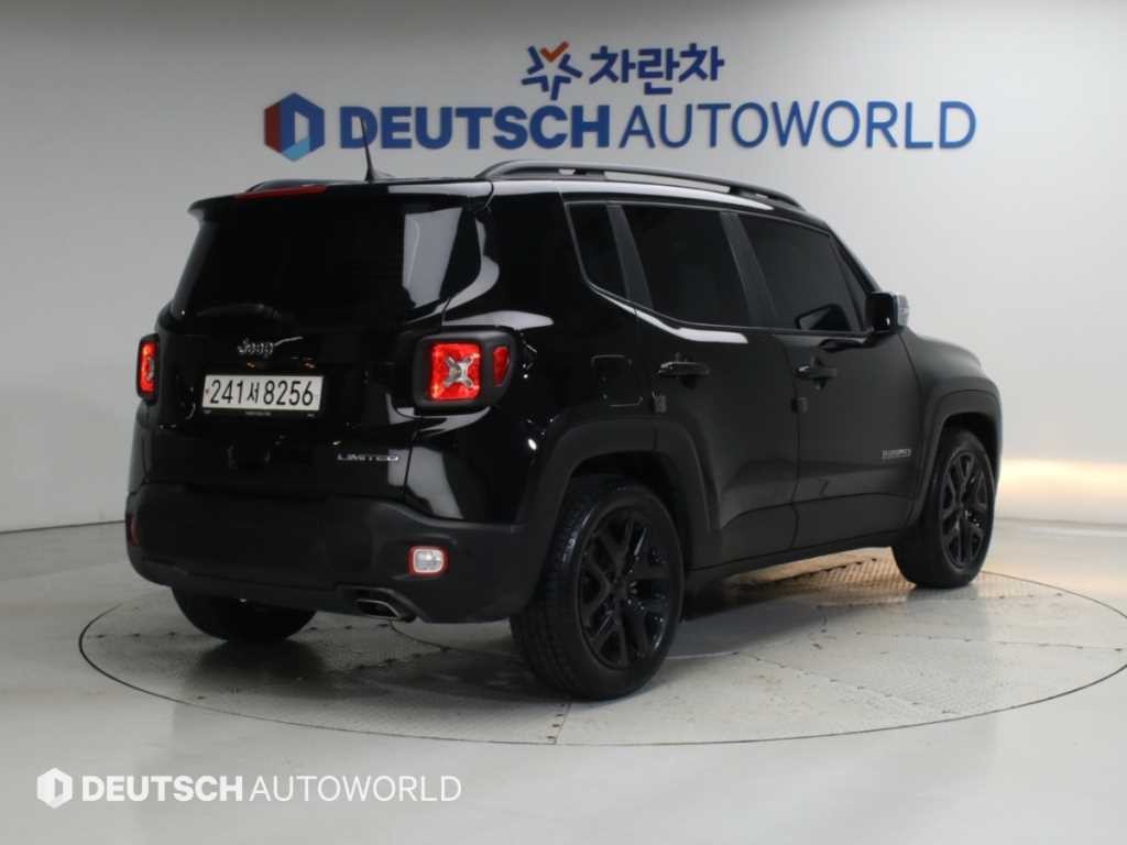 지프 레니게이드 1.3 리미티드 FWD 이미지 3