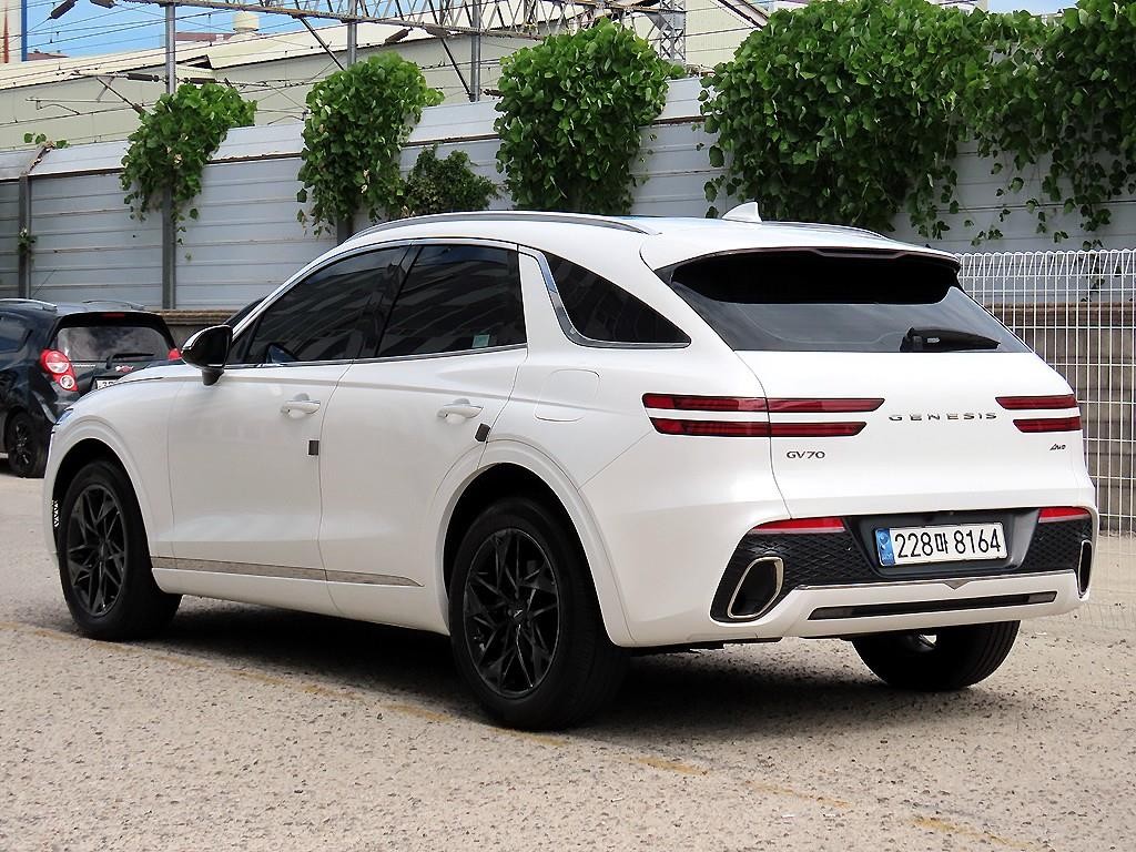 제네시스 GV70 2.5T 가솔린 AWD 기본형 이미지 3