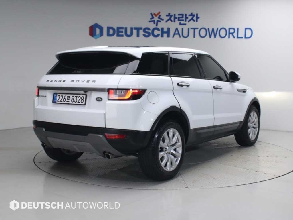 랜드로버 레인지로버 이보크 2.0 TD4 SE 이미지 2