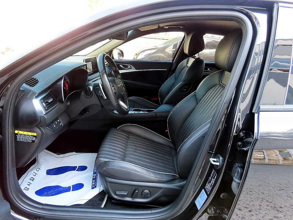 제네시스 G70 3.3T 스포츠 어드밴스드 이미지 5