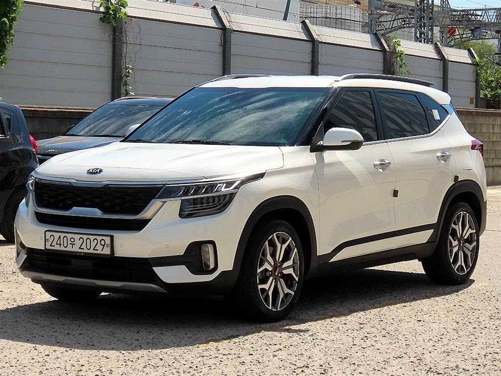 기아 셀토스 가솔린 1.6 터보 4WD 노블레스 이미지 2