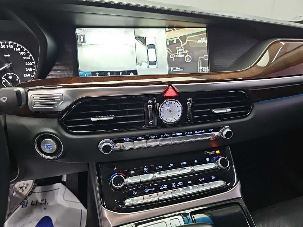 제네시스 EQ900 5.0 GDI AWD 리무진 프레스티지 이미지 10