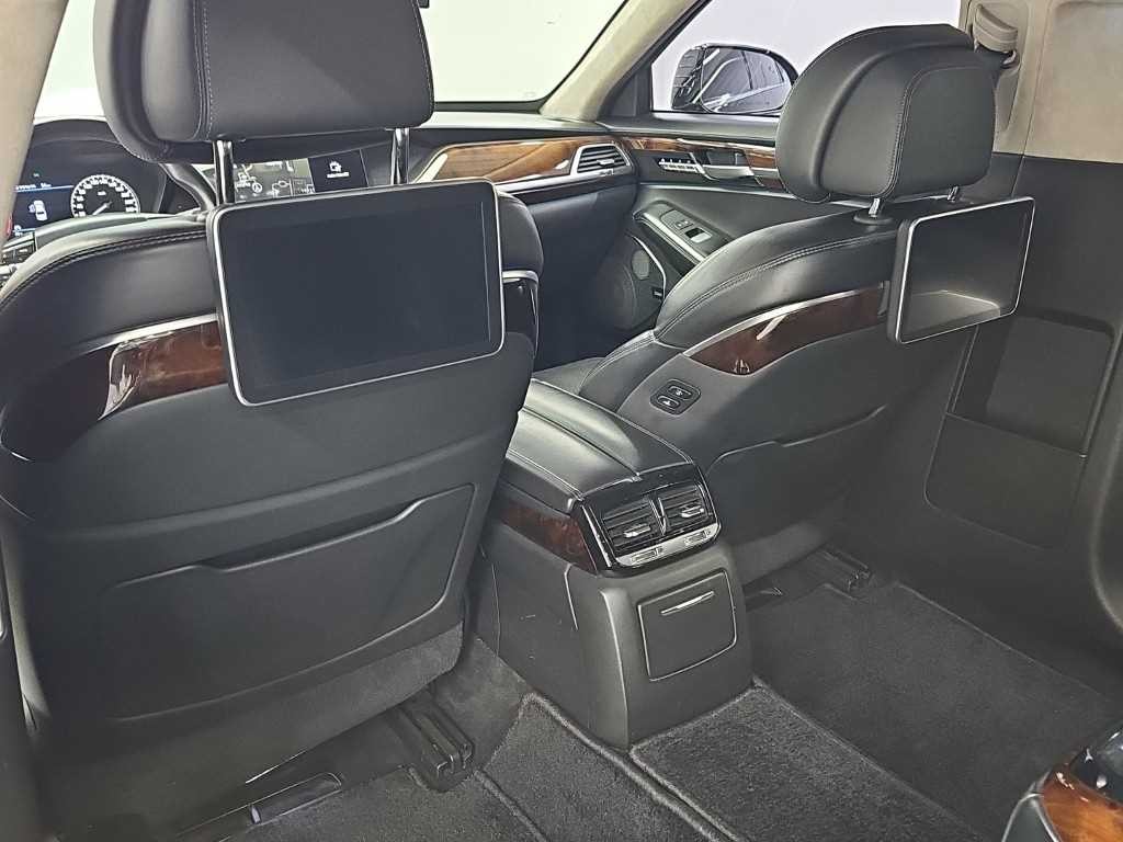제네시스 EQ900 5.0 GDI AWD 리무진 프레스티지 이미지 14