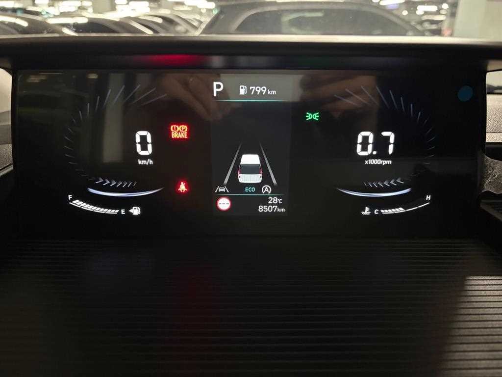 현대 스타리아 2WD 디젤 카고 스마트 5인승 이미지 7