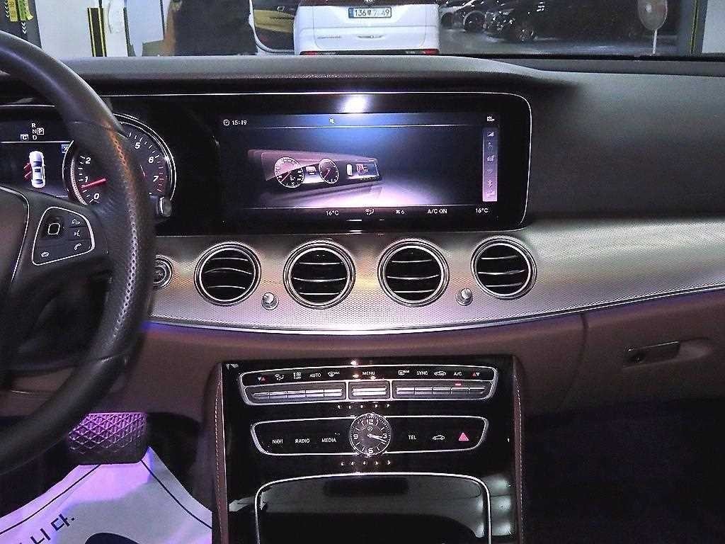 벤츠 E 클래스 E-클래스 W213 E200 아방가르드 이미지 11