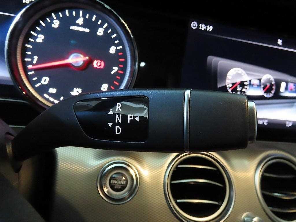 벤츠 E 클래스 E-클래스 W213 E200 아방가르드 이미지 12