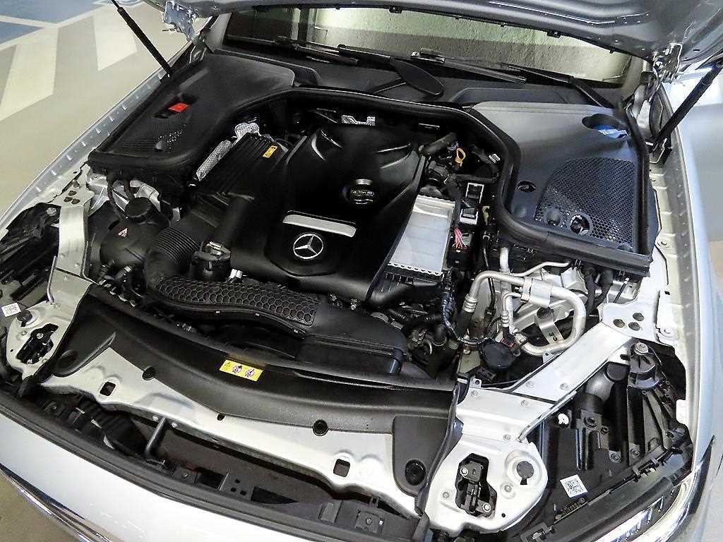 벤츠 E 클래스 E-클래스 W213 E200 아방가르드 이미지 19